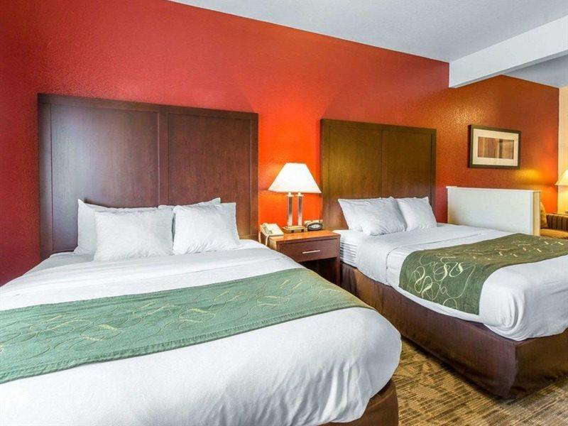 Comfort Suites Palm Desert I-10 מראה חיצוני תמונה