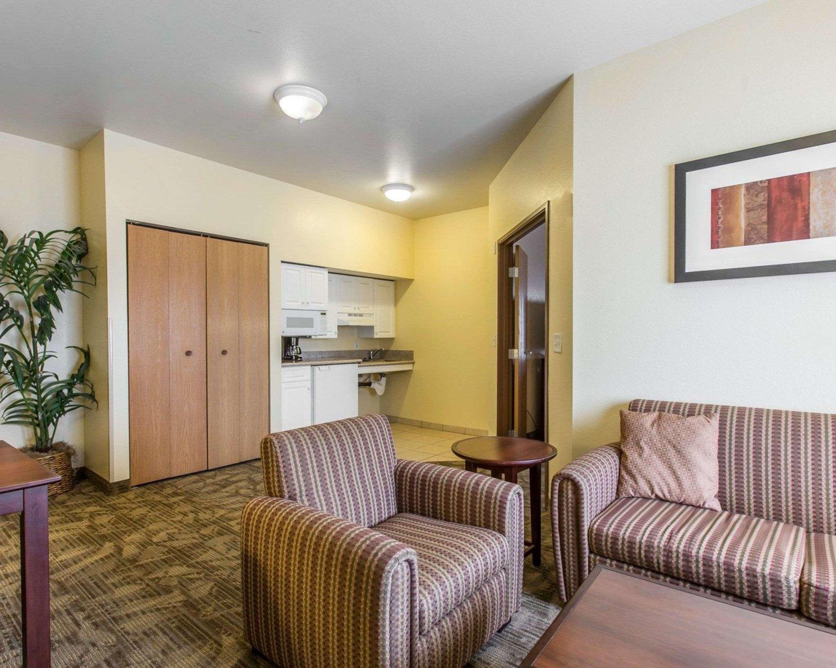 Comfort Suites Palm Desert I-10 מראה חיצוני תמונה