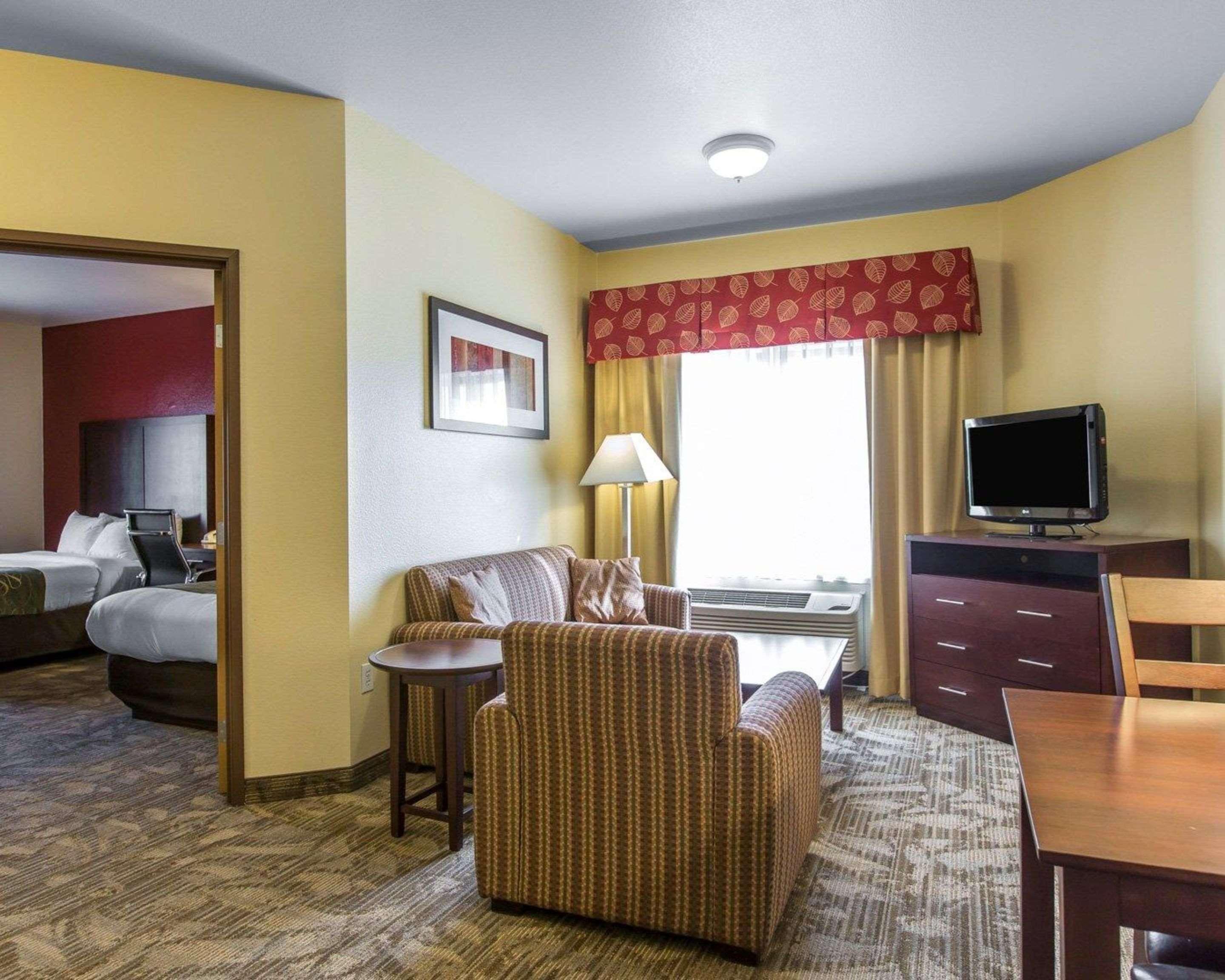 Comfort Suites Palm Desert I-10 מראה חיצוני תמונה