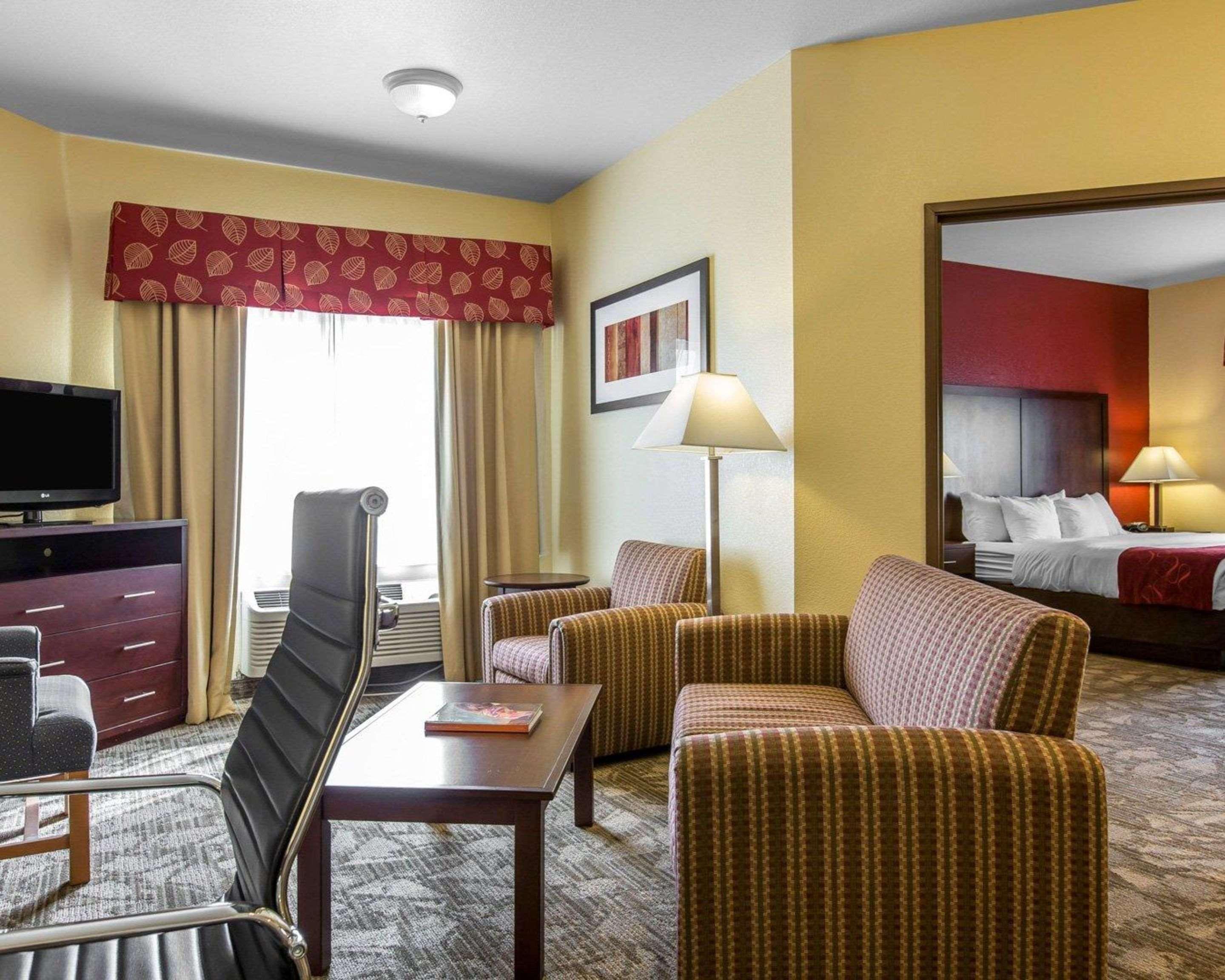 Comfort Suites Palm Desert I-10 מראה חיצוני תמונה