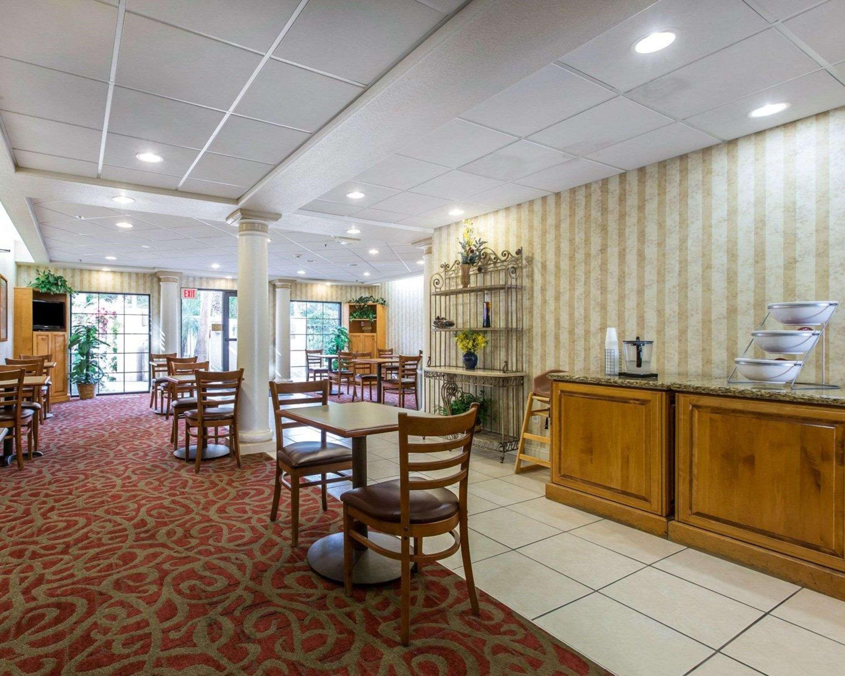 Comfort Suites Palm Desert I-10 מראה חיצוני תמונה