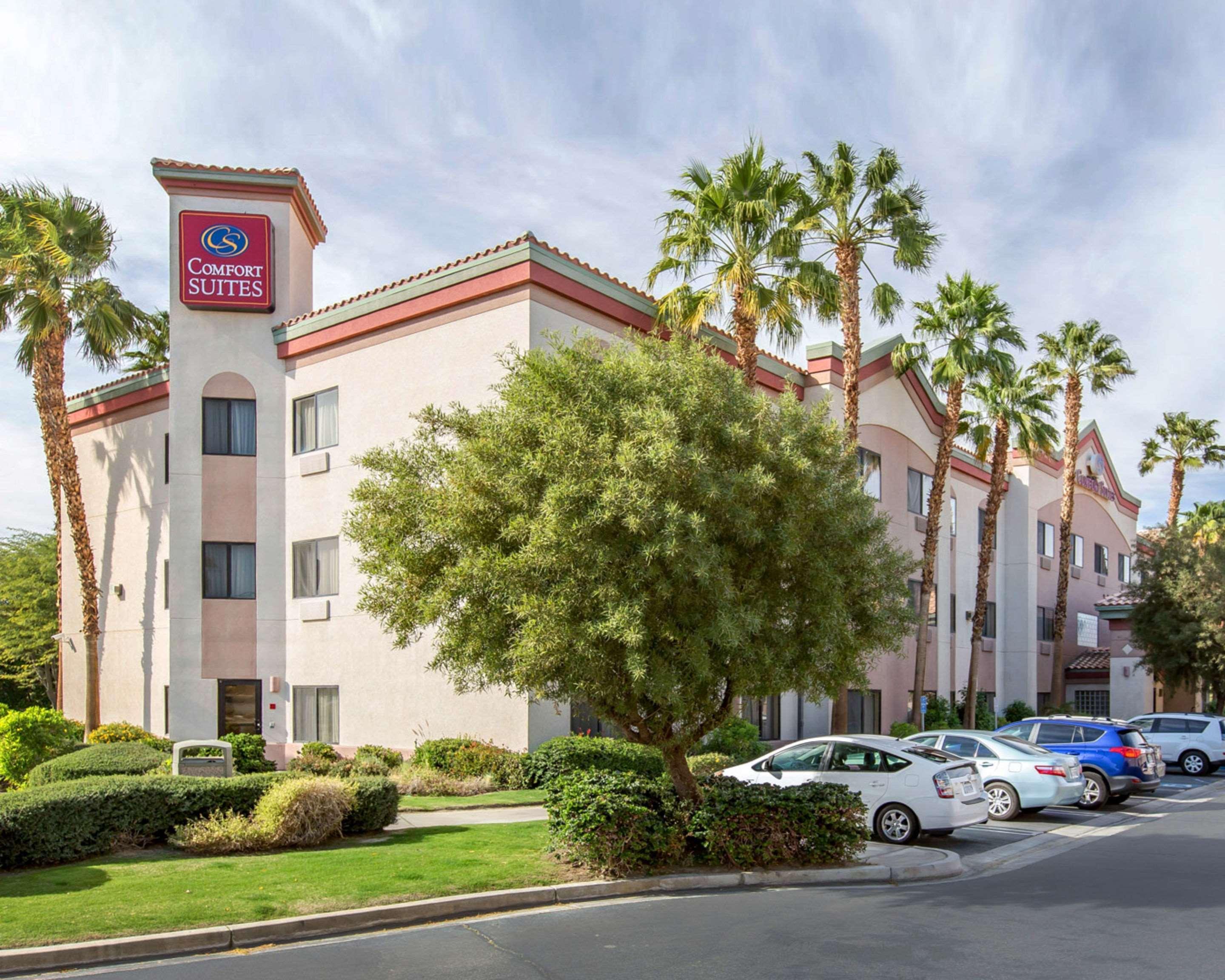 Comfort Suites Palm Desert I-10 מראה חיצוני תמונה