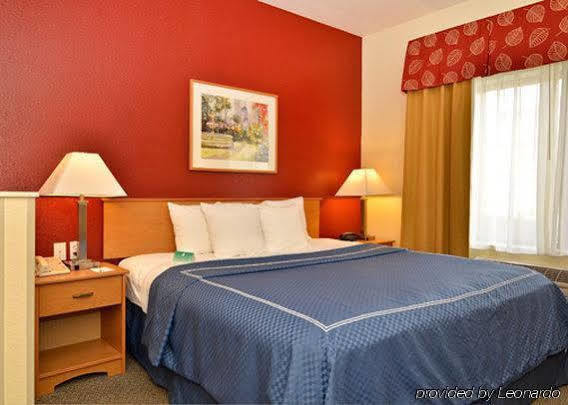 Comfort Suites Palm Desert I-10 מראה חיצוני תמונה